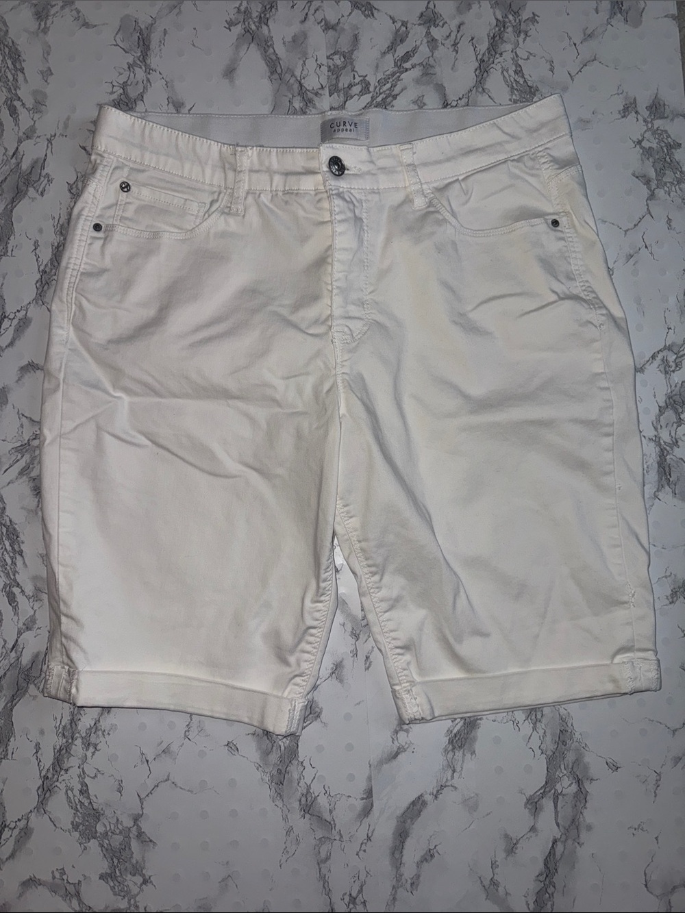 Curve Appeal Bermuda Shorts White Size 14/32